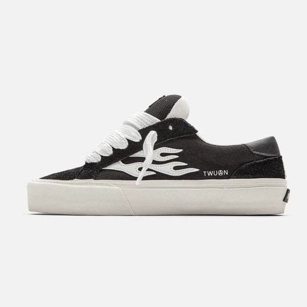Straye Logan Puff | Negro
